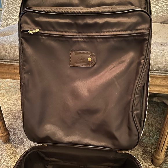 SOLD!Authentic Louis Vuitton Damier Pegase 45 - Picture 11 of 15